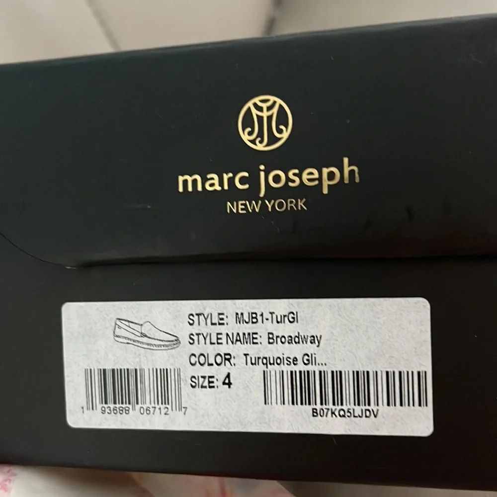 MARC JOSEPH NEW YORK Kids Boys/Girls Leather Broadway Loafer New in box
